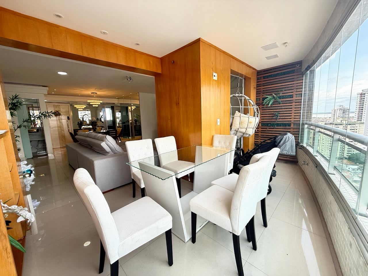 Piazza Colonna - porteira fechada